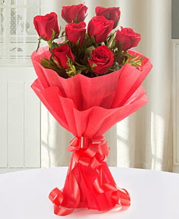 9 adet kırmızı gülden modern buket  Bitlis İnternetten çiçek siparişi 