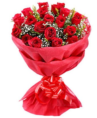 21 adet kırmızı gülden modern buket  Bitlis çiçek gönderme 
