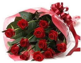 Sevgilime hediye eşsiz güller  Bitlis uluslararası çiçek gönderme 